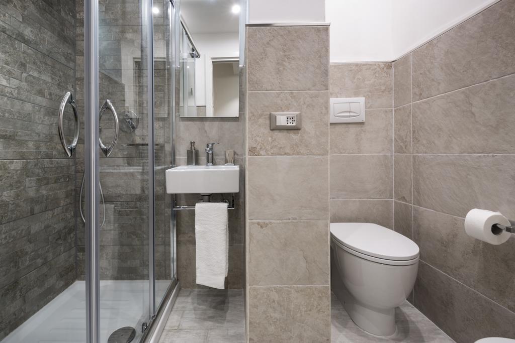 Piazza Martiri Rooms Κάλιαρι Δωμάτιο φωτογραφία