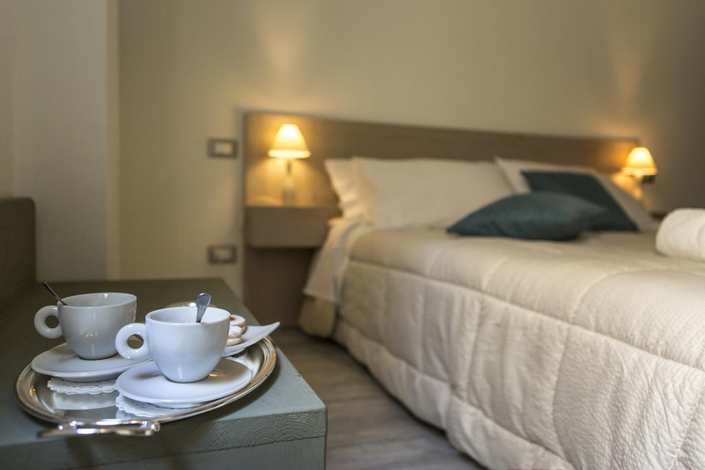 Piazza Martiri Rooms Κάλιαρι Εξωτερικό φωτογραφία