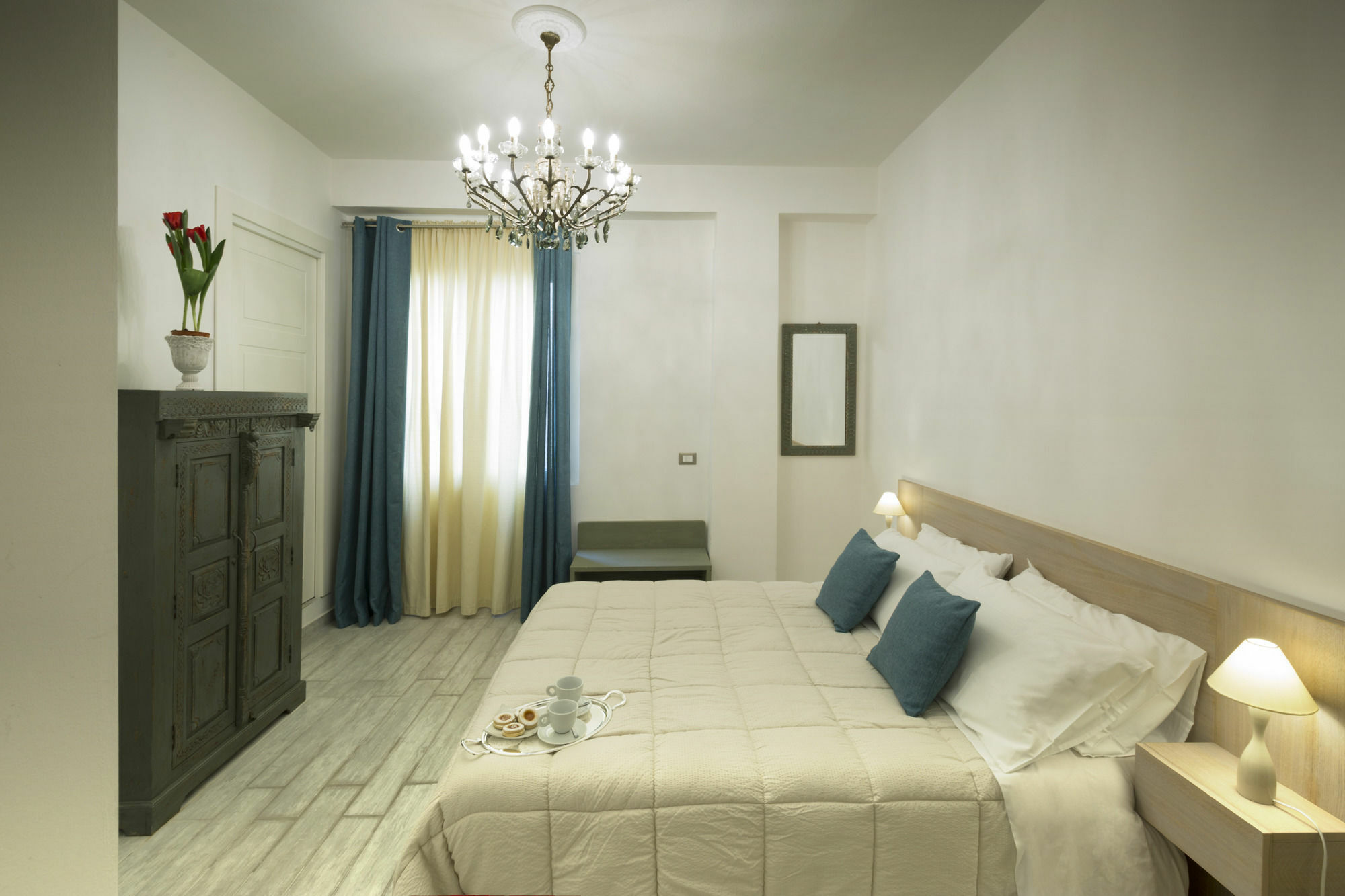 Piazza Martiri Rooms Κάλιαρι Εξωτερικό φωτογραφία